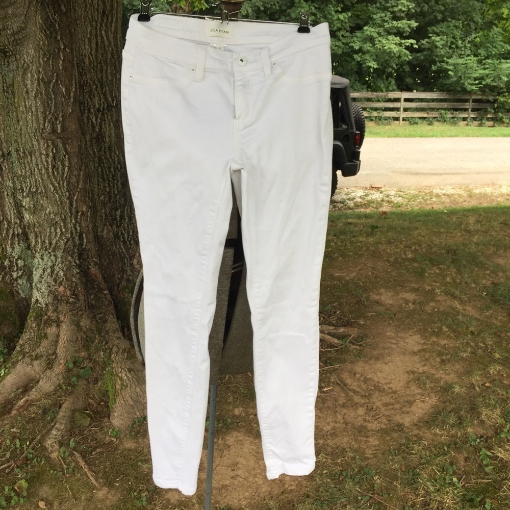 Lila Ryan High Waisted White Skinny Jeans Size 27